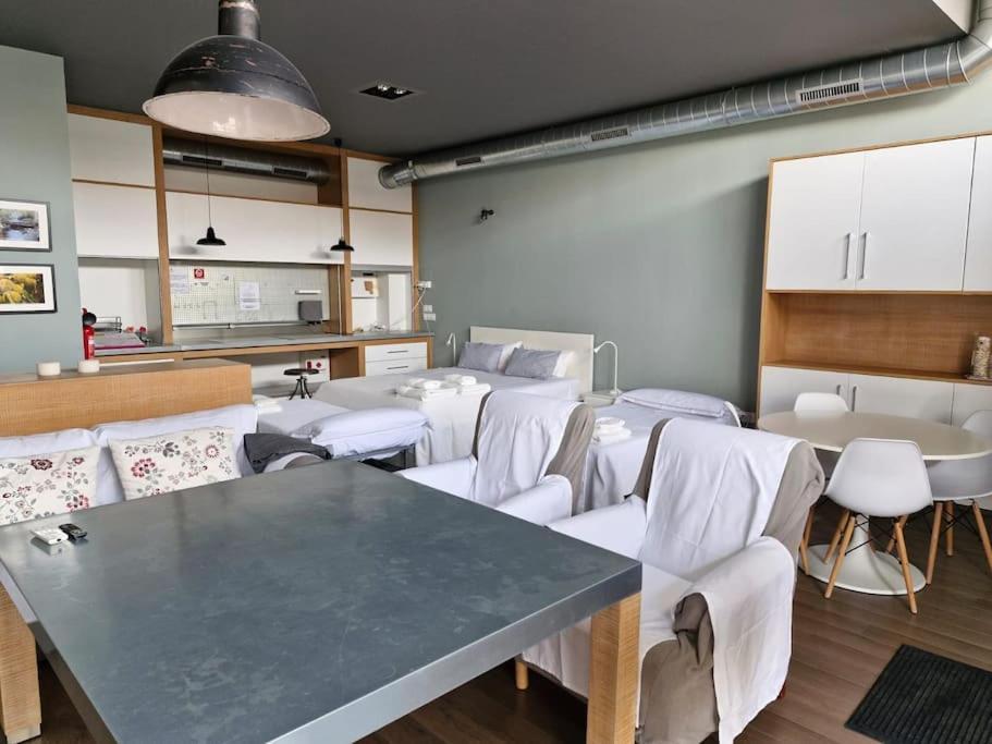 Appartement Loft Acogedor à Séville Extérieur photo